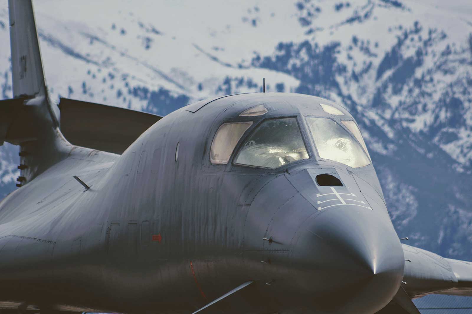 aerospace-1600-web airplane